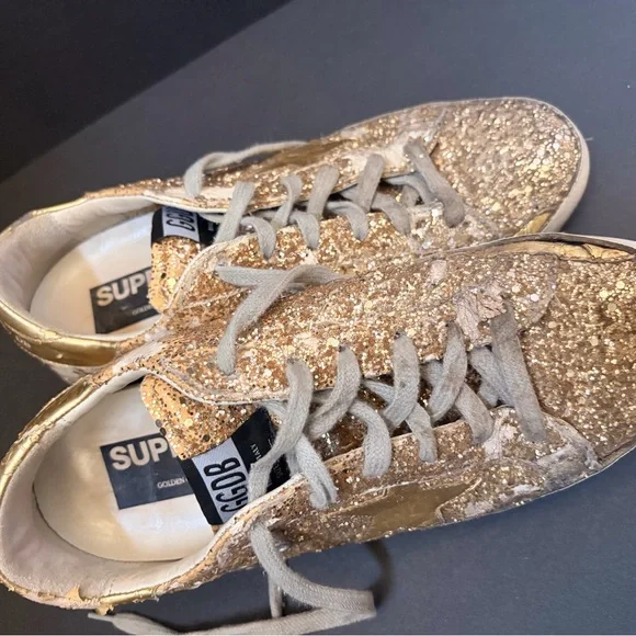 Golden Goose Women's Gold Glitter Low-Top Sneakers with Metallic Star - Picture 9 of 16
